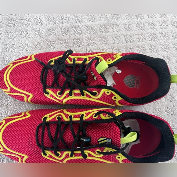 KSWISS Running Shoes 11.5M, they have never been worn, not even tried on. - Picture 2 of 4